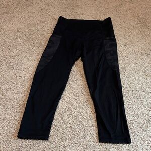 ZYIA Active Black Camo Capris